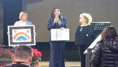 L'onorevole Rossi ambasciatrice del Telefono Rosa