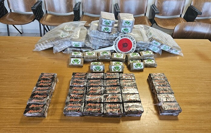 hashish POLIZIA CASSINO A1