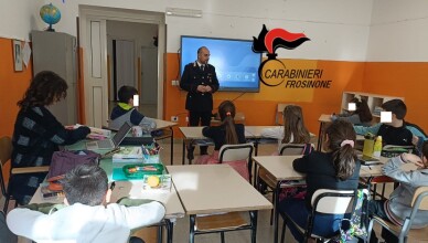 I Carabinieri incontrano gli alunni della scuola primaria collepardo