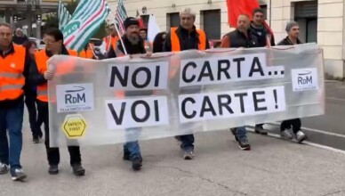 MANIFESTAZIONE NO CHIUSURA RENO DEI MEDICI