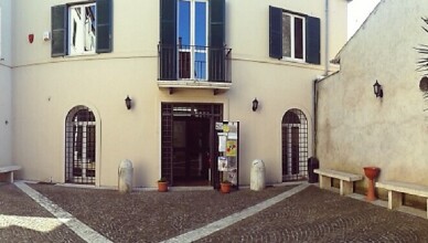 biblioteca civica di Cori