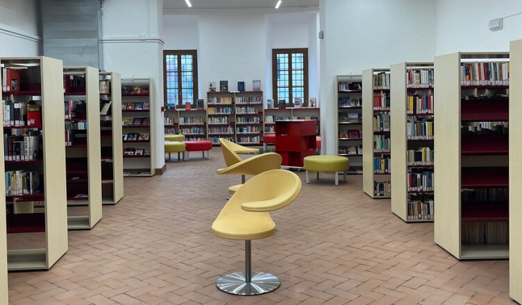 foto biblioteca 3.