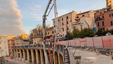 piloni. FR