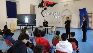 I CARABINIERI INCONTRANO GLI ALUNNI DELLE SCUOLE “DELL’ ISTITUTO COMPENSIVO PRIMO” DI ANAGNI