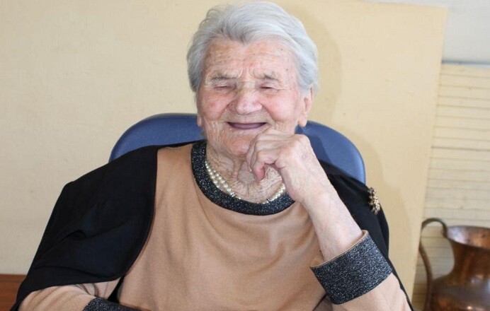 angela 100 anni isola