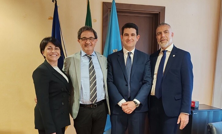 Posta Fibreno, Mele e l'Avv. Lecce