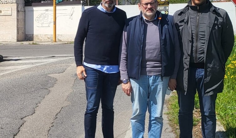 sit- in quadrini per Moscardini