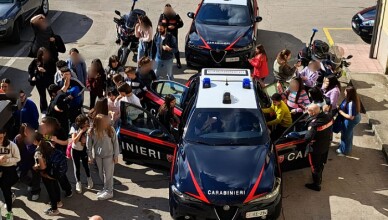 La scuola Secondaria di I Grado Aldo Moro visita i Carabinieri di Frosinone