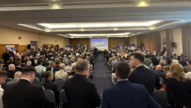 TRIPUDIO PER ABBRUZZESE A ROMA