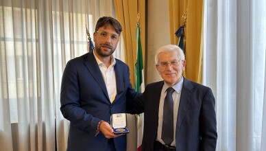 IL PRESIDENTE DELLA PROVINCIA DI FROSINONE, LUCA DI STEFANO, SALUTA IL SINDACO DI COLFELICE BERNARDO DONFRANCESCO