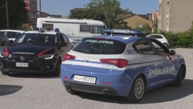 POLIZIA FR ARRESTO