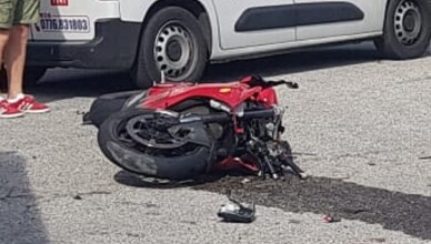 moto incidente morto