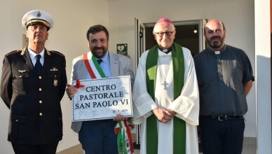 FUMONE CENTRO PASTORALE SAN PAOLO VI