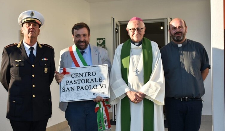 FUMONE CENTRO PASTORALE SAN PAOLO VI