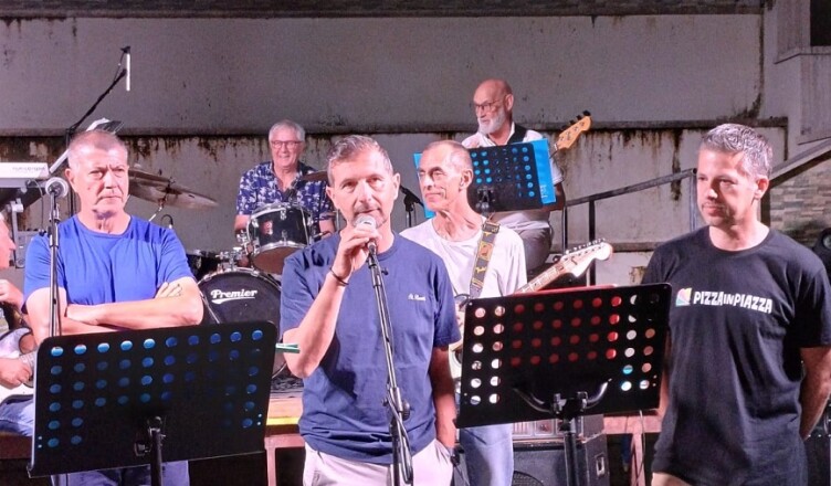 ROCCASECCA BOOM DI PRESENZE PER PIZZA IN PIAZZA