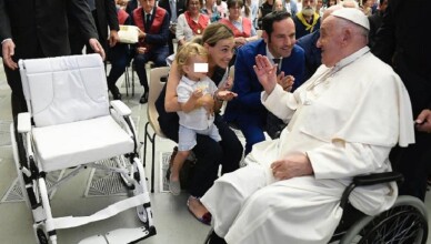 CARROZZINA PER IL PAPA REALIZZATA A FROSINONE SU MISURA