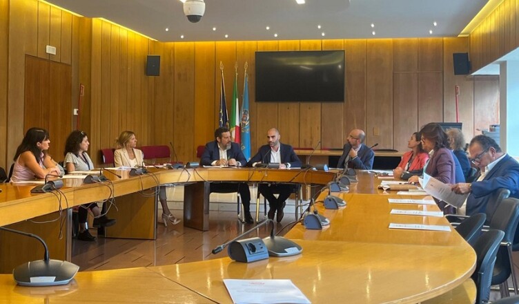 M5S LAZIO PROPOSTA DI LEGGE PER L'INSERIMENTO DELLE TERAPIE INTEGRATE