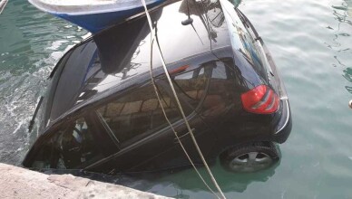 formiaautofinisceinmarealporto