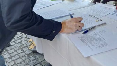 raccolta firme autonomia differenziata