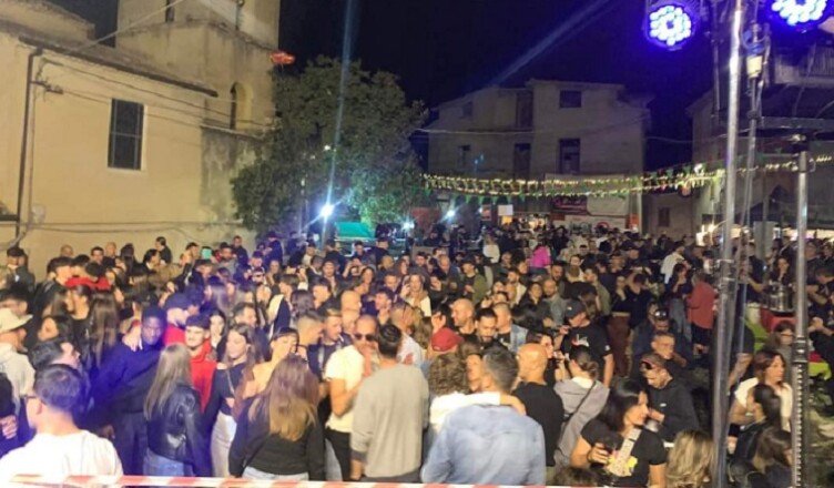 CANTINE DE ‘ NA VOTA