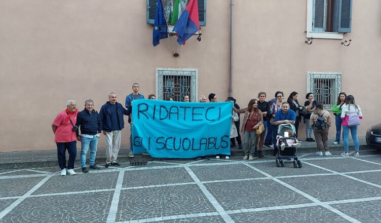 Flash mob per gli scuolabus CECCANO