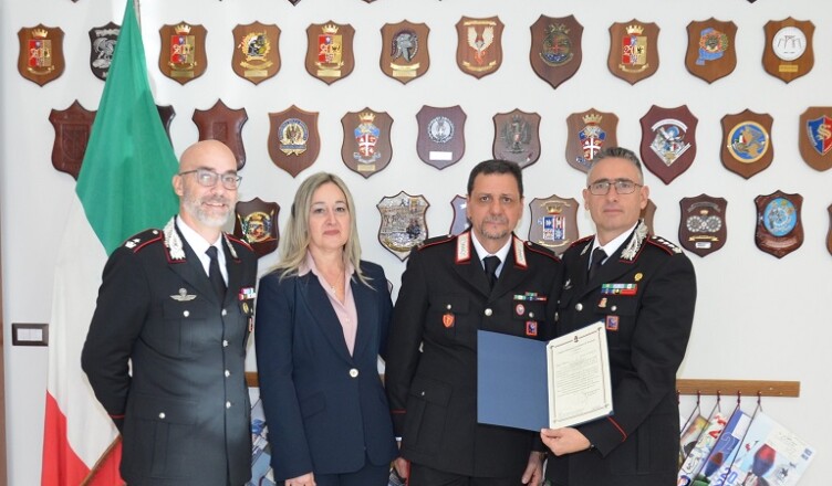 Dopo oltre trentanove anni di servizio nell’Arma dei Carabinieri, ieri si è congedato il Maresciallo Ordinario Mario VALERIANI