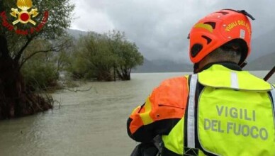 Esce di casa per incontrare un amico, ragazzino di 16 anni ritrovato morto e senza vestiti nel fiume