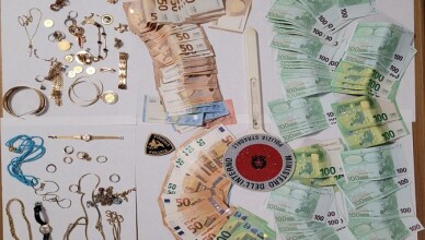 GIOIELLI ORO RUBATI
