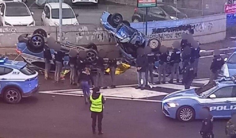 Incidente frontale tra due auto della polizia ROMA