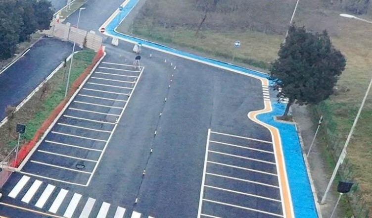 Frosinone, leccio preservato e integrato su ciclabile corso Lazio
