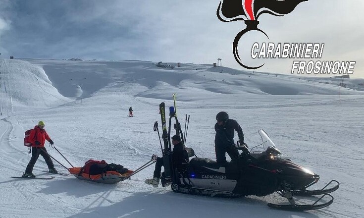 PISTE DA SCI I CARABINIERI SONO IMPEGNATI IN ATTIVITA’ DI PREVENZIONE E SOCCORSO