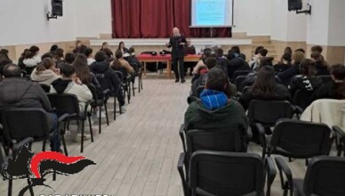 A lezione con i Carabinieri paliano