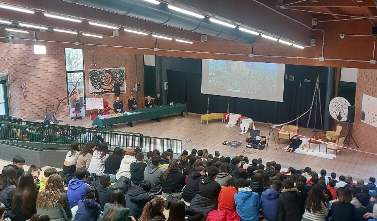 ALATRIRISSCUOLA