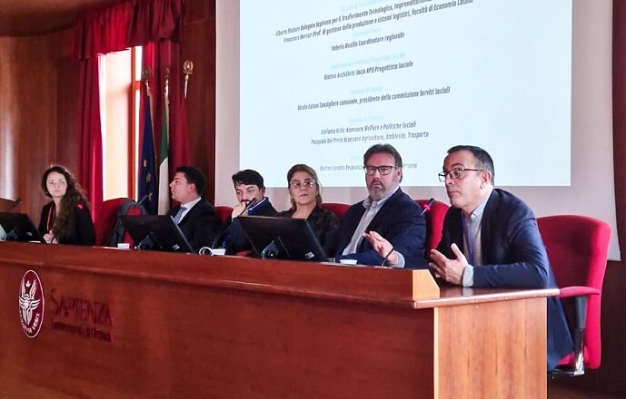 Openhack tavolo relatori