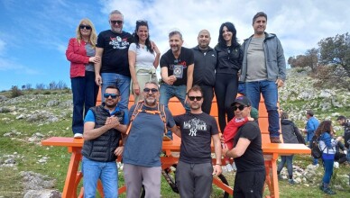 ROCCASECCA, INAUGURATA LA PANCHINA GIGANTE SUL MONTE CAMARDA