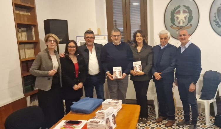 Successo per la presentazione del libro I Fratelli Durante di Giovanni De Blasis