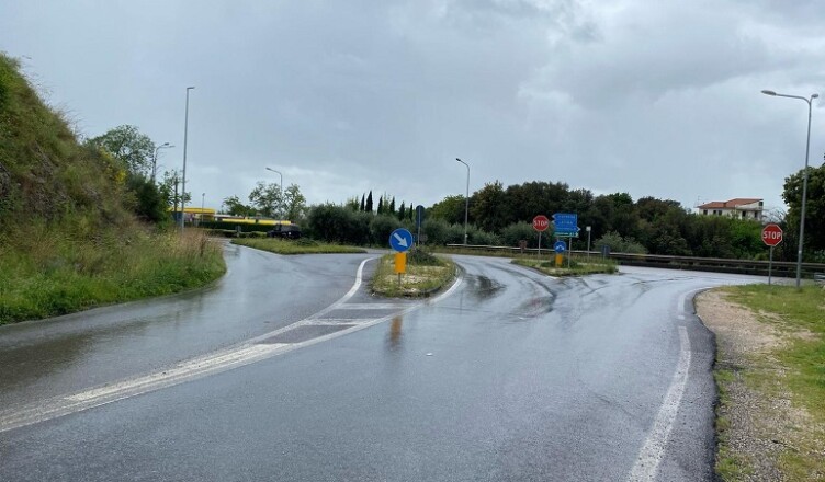 intersezione tra la strada provinciale-bretella San Rocco e la strada regionale Velletri Anzio