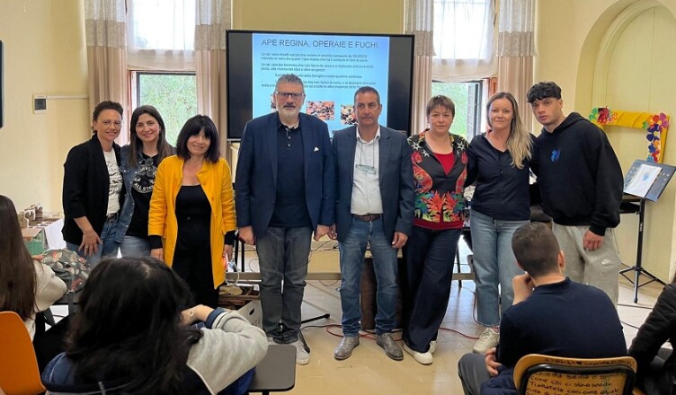 Quadrini all’Istituto Agrario di Alvito per la Giornata Mondiale delle Api