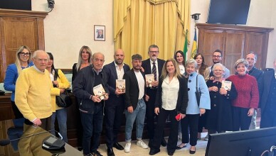 Sospesi di Matteo Conti