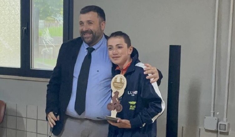 il sindaco Campoli e l’atleta di Fumone, Simone Lisi
