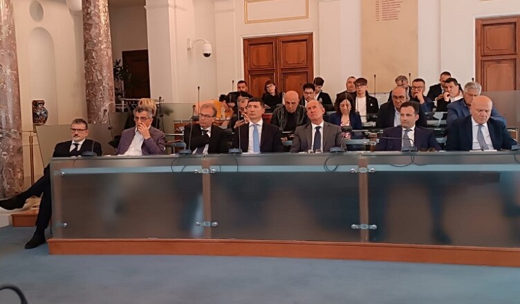 incontro nazionale dedicato al diritto allo studio PRESENTE QUADRINI