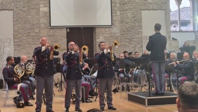 Anagni- Applauditissimo concerto della Fanfara della Polizia di Stato