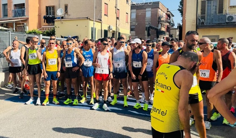 Corsa Cantoni - Divino Amore - attesa partenza