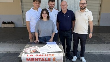 Raccolte oltre 2.000 firme in due giorni per lo psicologo di base nei banchetti in Provincia di Frosinone