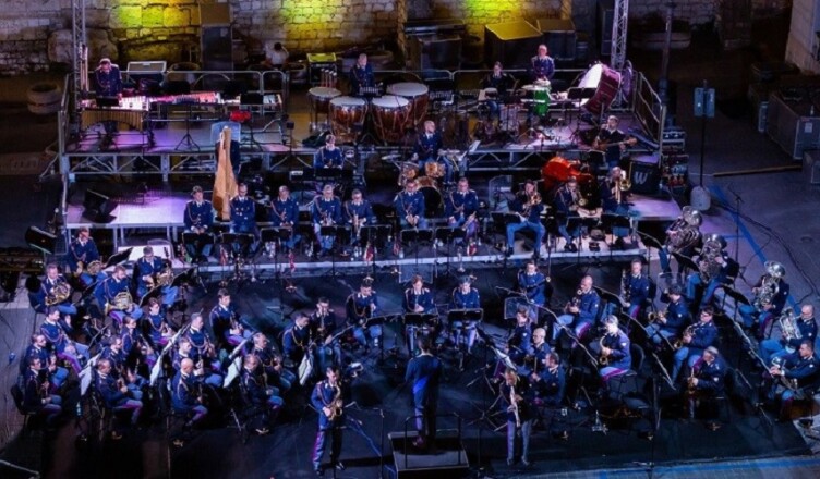 banda musicale ....