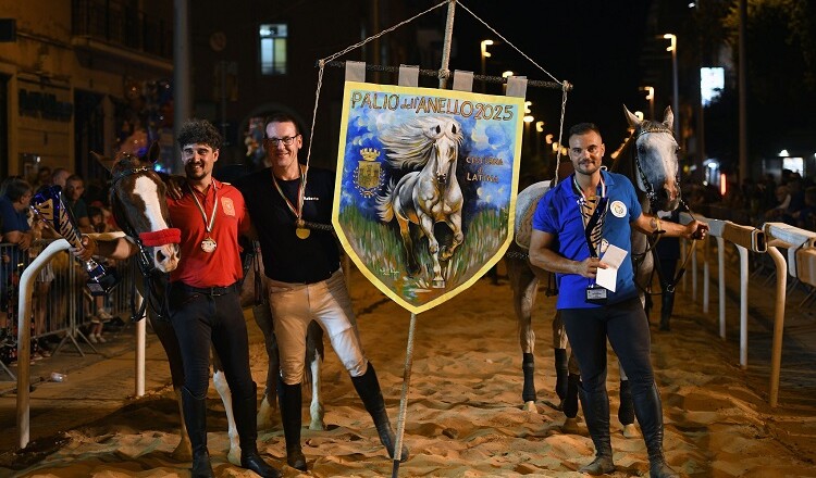 Cori trionfa al Palio dell’Anello 2025