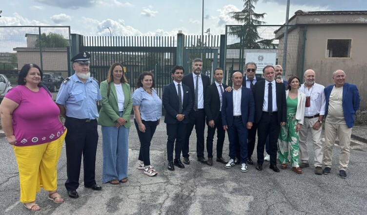 Sara Battisti CARCERE FR