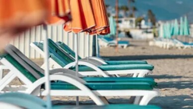 turismo crisi ombrelloni chiusi