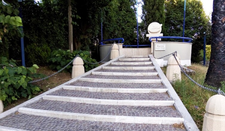 Monumento Marinai Cisterna