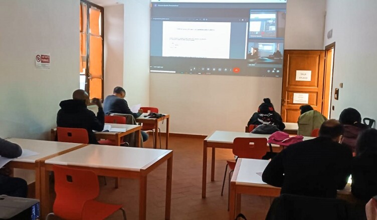Aula corsi x adulti